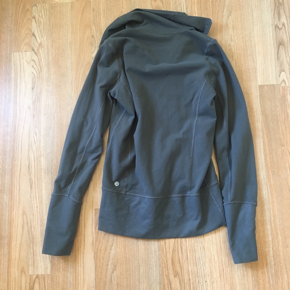 Lululemon Jacket - Picture 9 of 9